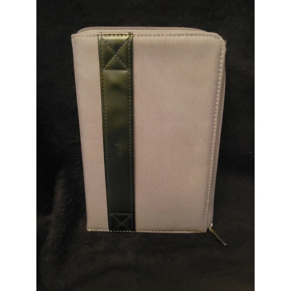 Kindle (Tablet) Carry Case - Gray - Zipper Closer - Excellent Condition